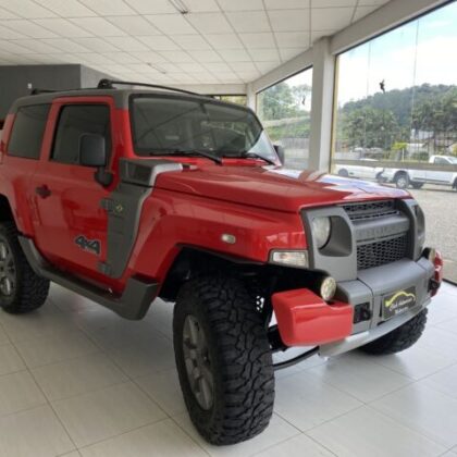 TROLLER T4 XLT 3.2 4x4 DIESEL 2016 COM APENAS 85 MIL KM